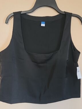 Old Navy Black Square Neck satin Cropped Tank